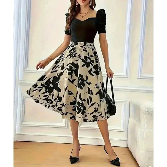 Dresses & Skirts - Floral Midi Skirt Size 12